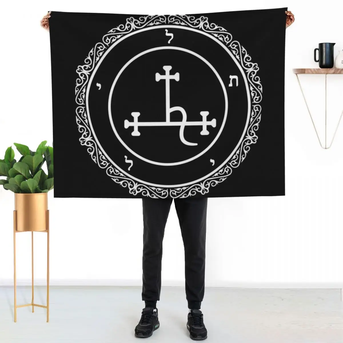 

Lilith sigil Throw Blanket Long Lasting Soft Plush Blanket for Daily Use