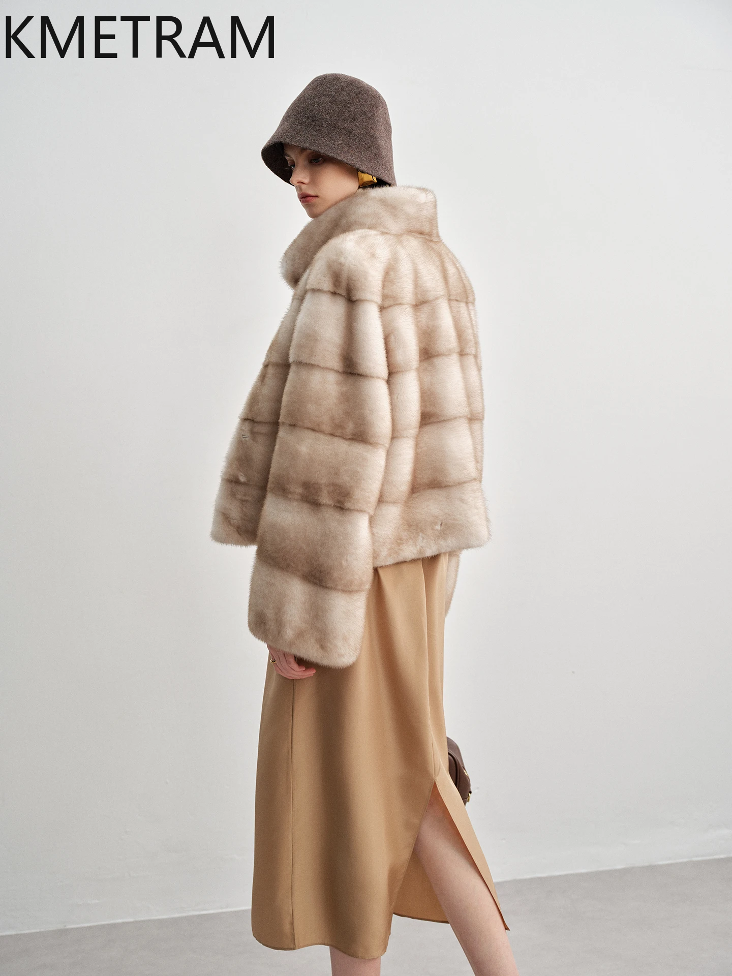 เสื้อโค้ทขนมิงค์แท้ 100% คุณภาพสูง หรูหรา สำหรับงานปาร์ตี้ เสื้อคลุมขนสั้นสำหรับฤดูหนาว ปี 2025 เสื้อแจ็คเก็ตขนสัตว์สำหรับผู้หญิง