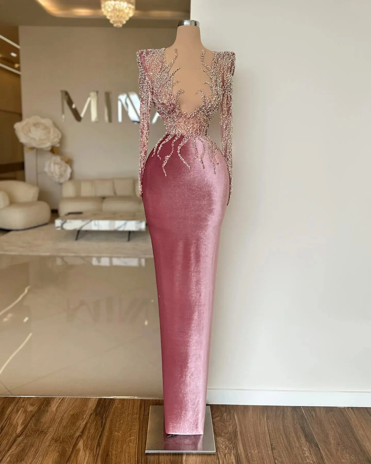 Dust Pink Mermaid Prom Dresses Elegant Pearls V neck Velvet Evening Dress Beading Special Occasions Birthday Party Gowns