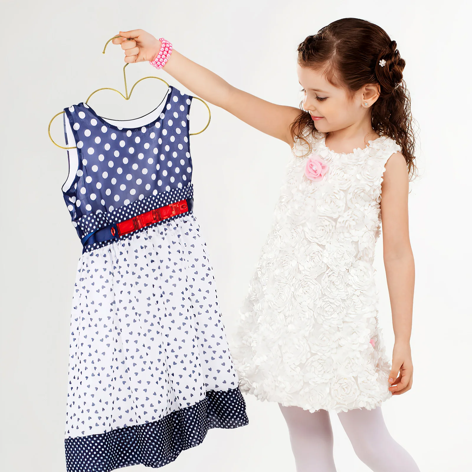 

5Pcs Metal Cloud Shape Hanger for Kids Clothes Non Slip Decorative Coat Sweater Hangers Clothes Hangers