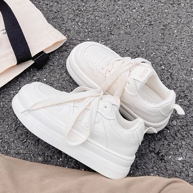 2024 Autumn New Skateboarding Shoes Comfortable Female Sneakers Sports Running White Casual Ladies Shoes for Women zapatos