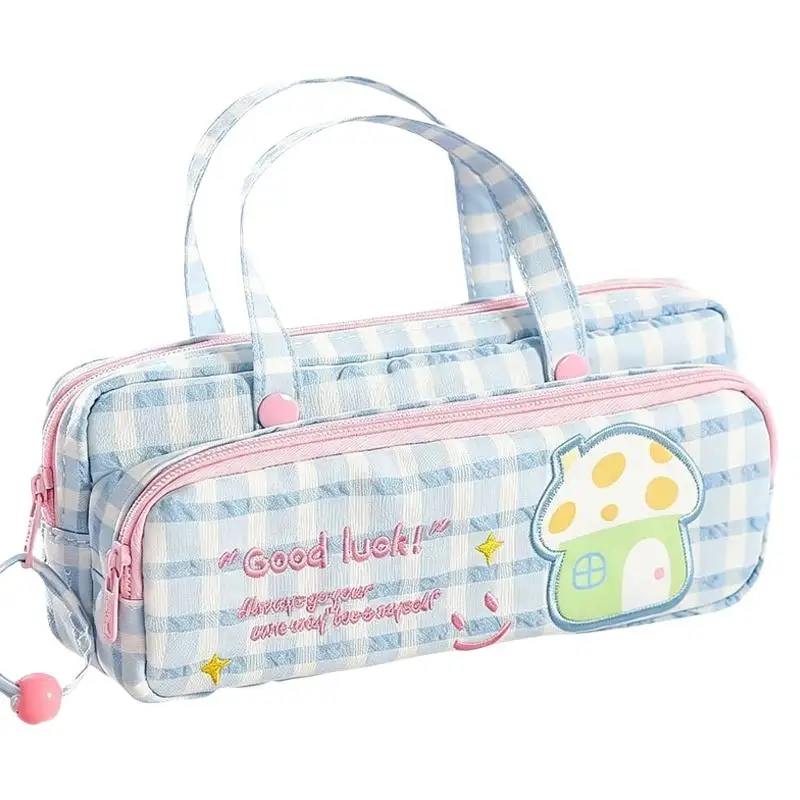 Niedlicher, mit Gingham-Muster bestickter Stiftebeutel mit tragbarem Griff und großem Fassungsvermögen für Schüler zur Aufbewahrung von Schulsachen. – Detail 5