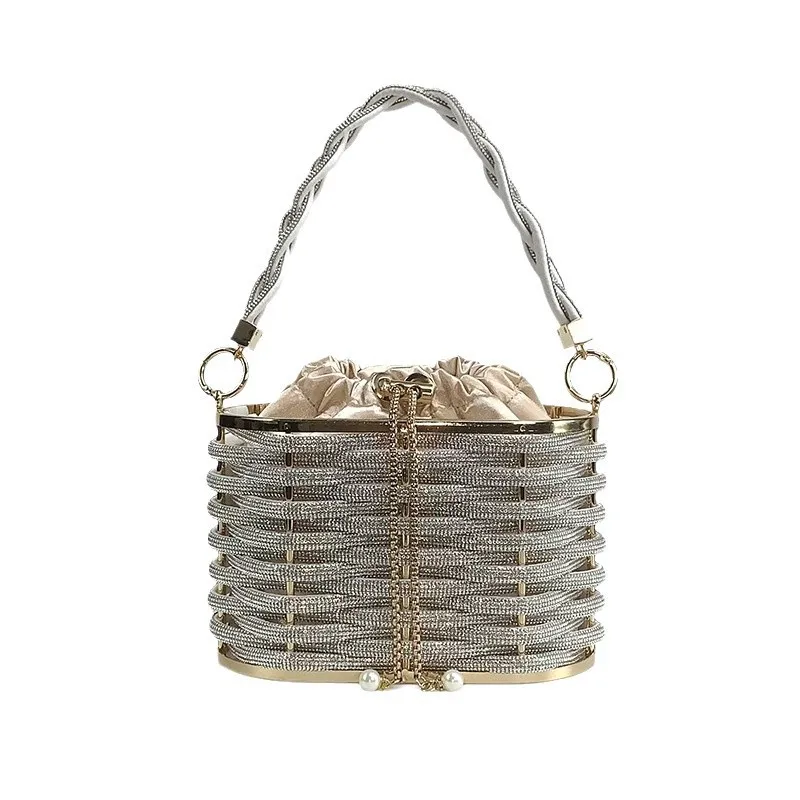 

Qiqianpin Medium Vegetable Basket Bag Female Designer Diamond-encrusted Woven Large-capacity Commuter Portable Bucket Handtasche
