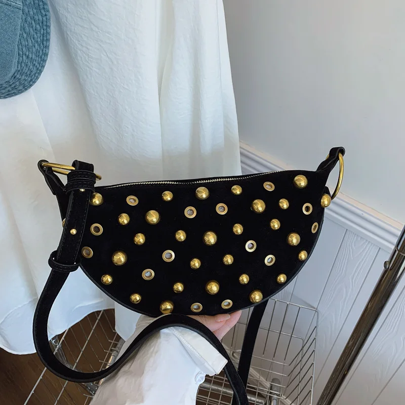 

Hot Sale 2025 Women's Punk Style Shoulder Bag - Half-Moon Duffle Shape, Minimalist Trendy, Stylish & Unique