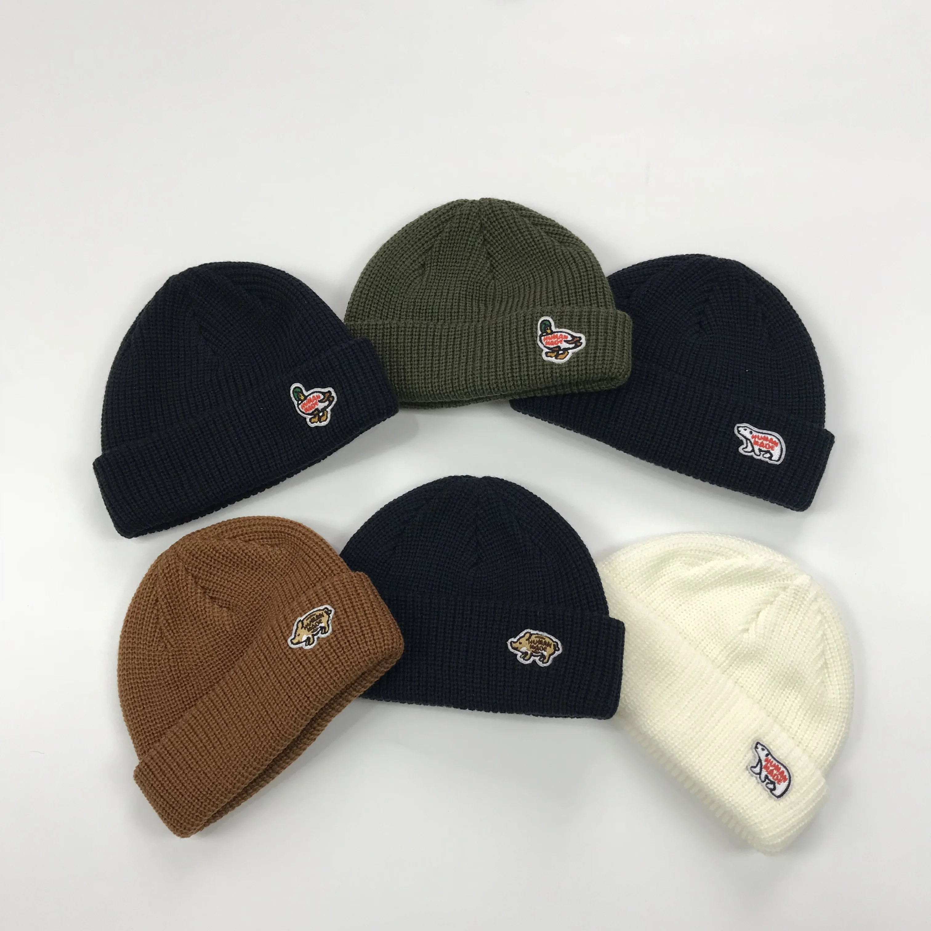 

HUMAN MADE Polar Bear Duck Pig Embroidery Winter Knit Beanie Skull Cap for Men Women Couple