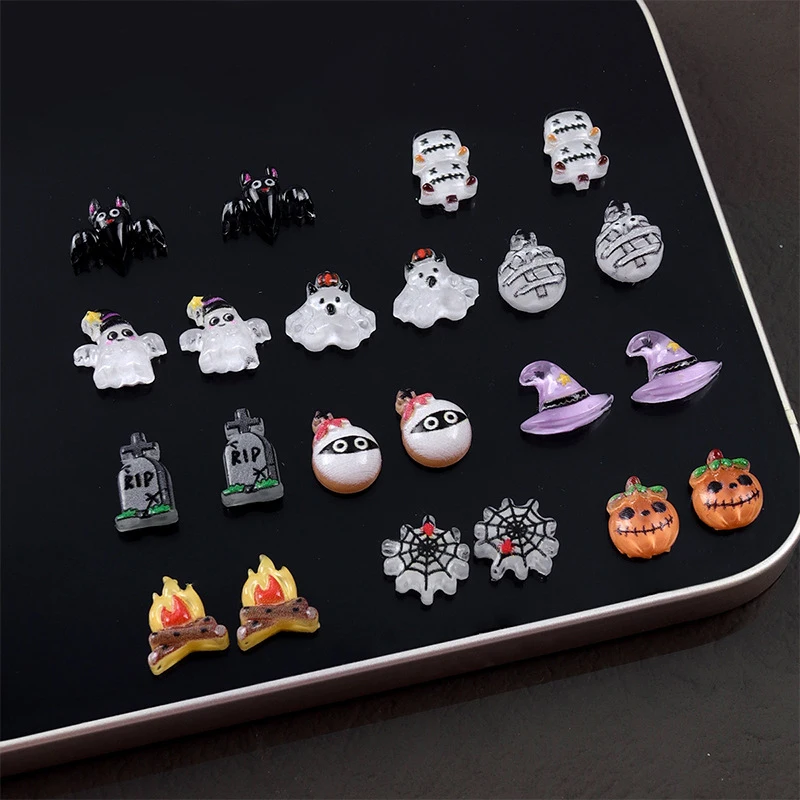 10Pcs Halloween Cartoon Nail Decoration Charms Nail Decoration Personality Funny DIY Crafts Accessories Gift