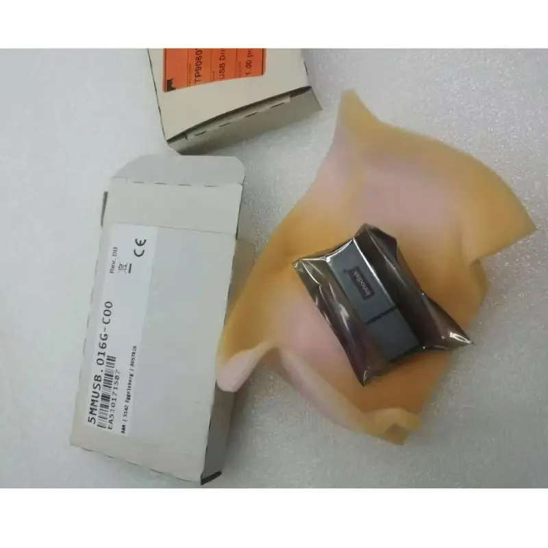 New 5MMUSB.016G-C00 Flash Memory Fast  Shipping