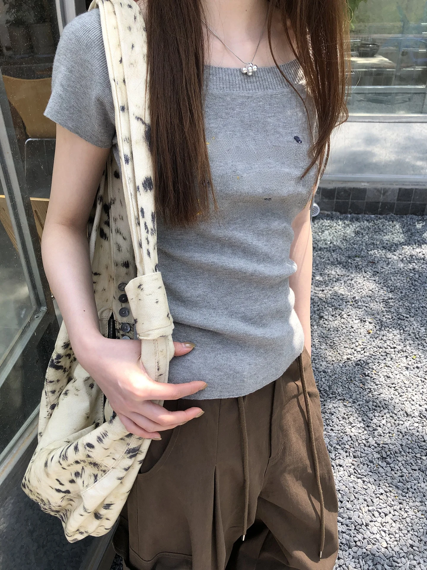 

Футболка Slim Fit ort Sve, женская летняя футболка на одно плечо, топ для поездок на работу, молодежный дизайн, текстовый узор, нейлоновая смесь вискозы