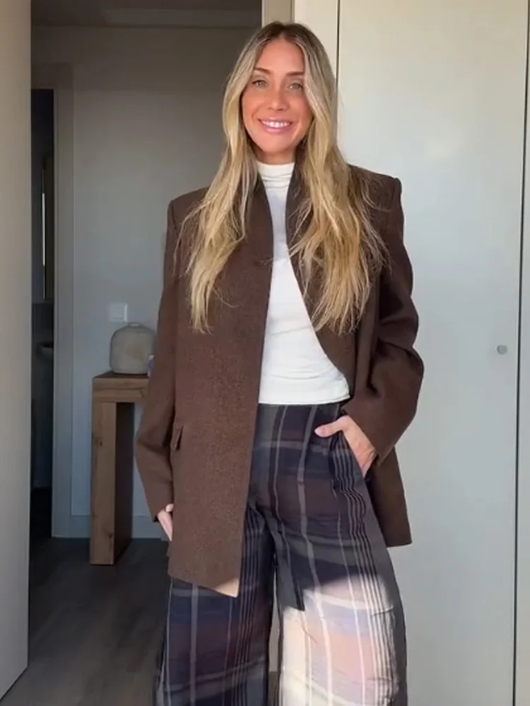 

HH Fashion Women's Single Buckle Pocket Decoration Twill Blazer Long Sleeves Casual Loose Jacket Woman Commuting Blazer Coat