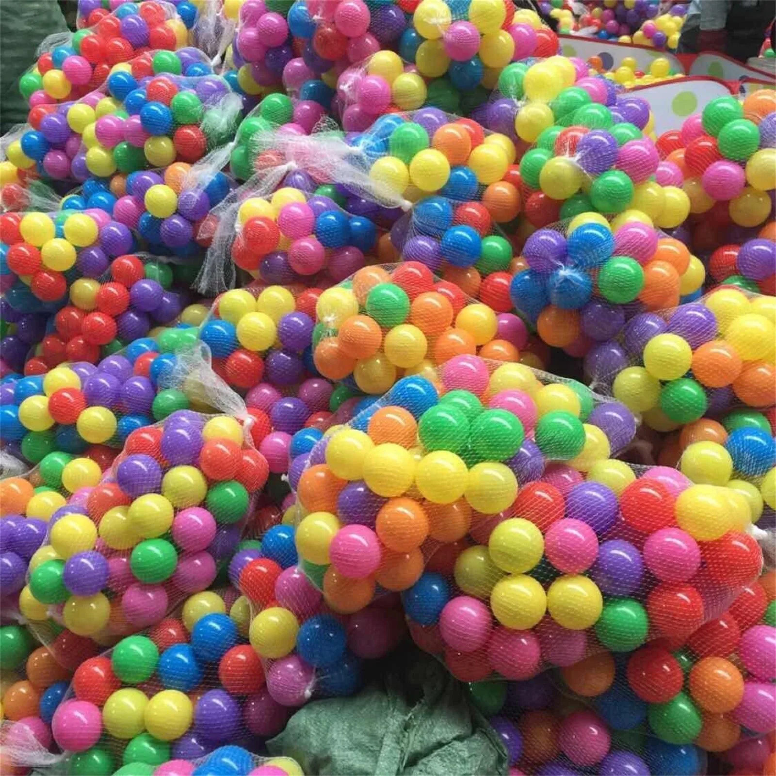 50/100Pcs Eco-Friendly Colorful Ball Pit Soft Plastic Ocean Balls Water Pool Ocean Wave Ball Outdoor Toys For Children Kids Baby
