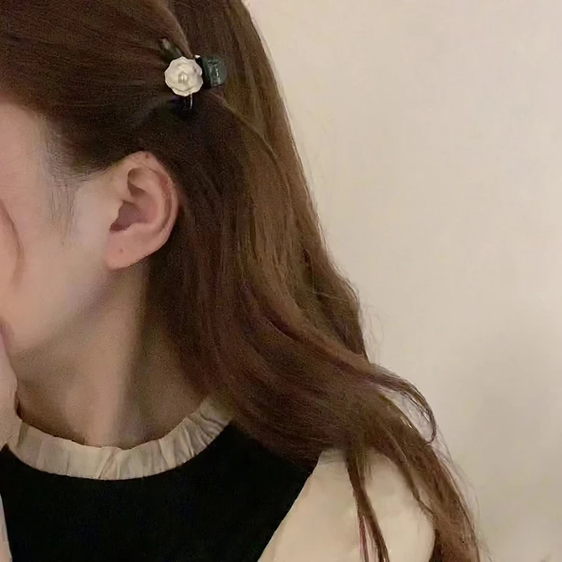 Lovely Flower Vintage Small Hair Claws For Women Girls Retro Dripping Oil Camellia Hairpin Hair Accessories Headwear Ornament image 4
