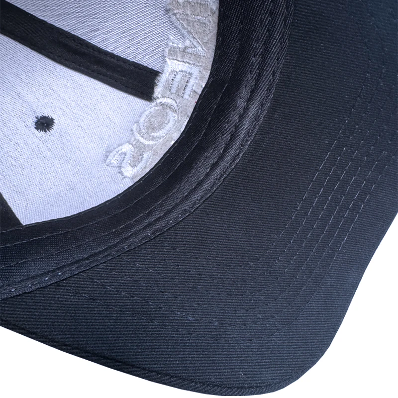 INEOS التطريز الدراجات قبعة الرجال 2025 الإمارات العربية المتحدة فريق قبعات الدراجة الكلاسيكية الأسود البيسبول الجبلية سباق دراجة قبعة تحت خوذة