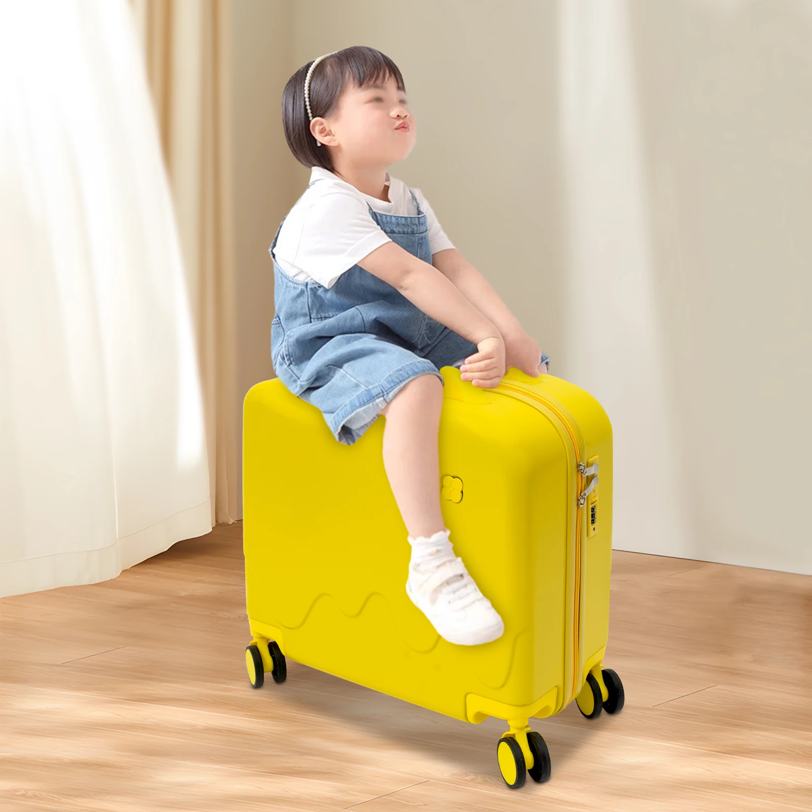 

18" Kids Ride-On Suitcase Children's Luggage Case Rolling Luggage With Lock