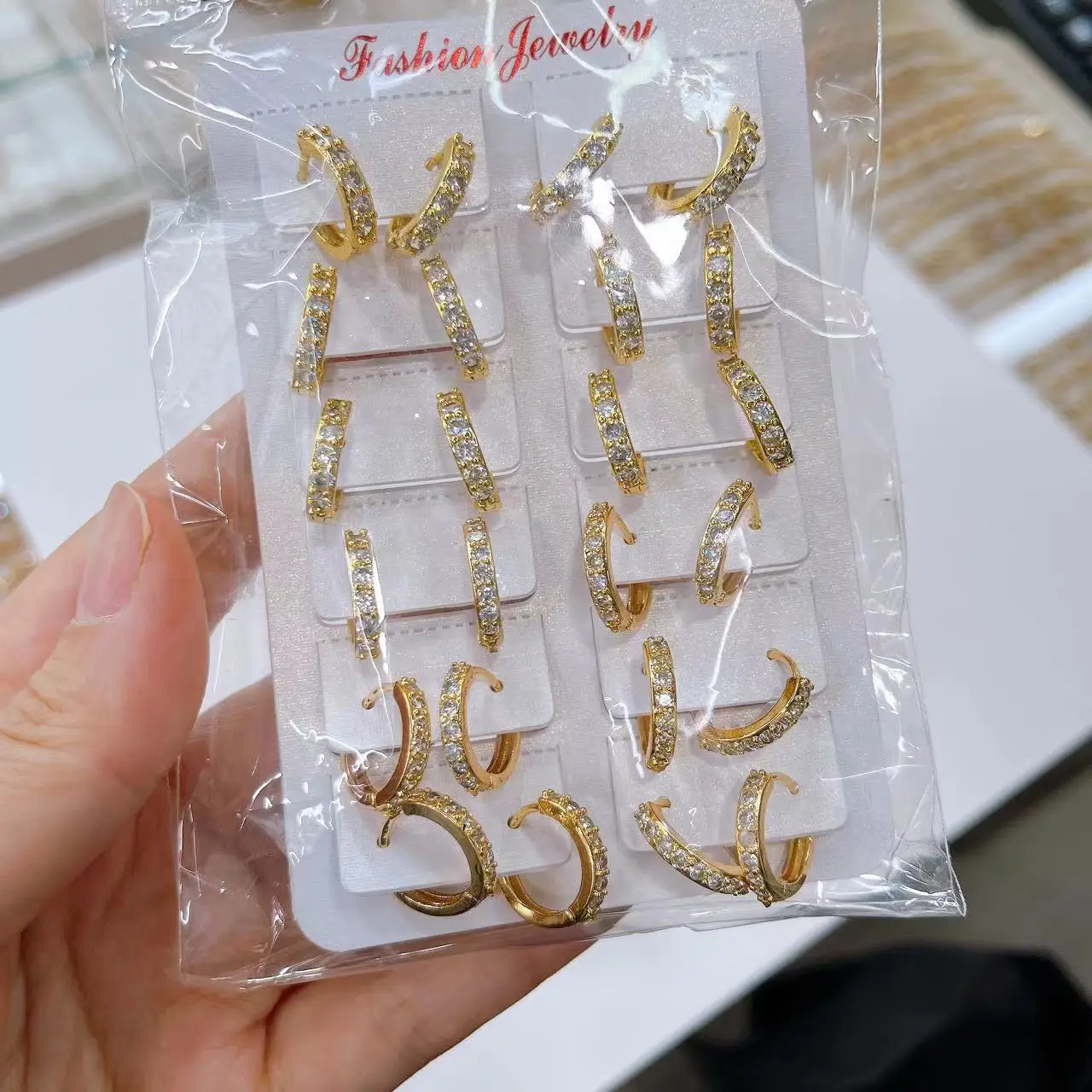 12 Pairs Women's Diamond-Set Zirconium round Hoop Earrings Fashion Jewelry Accessories for Birthday Gift