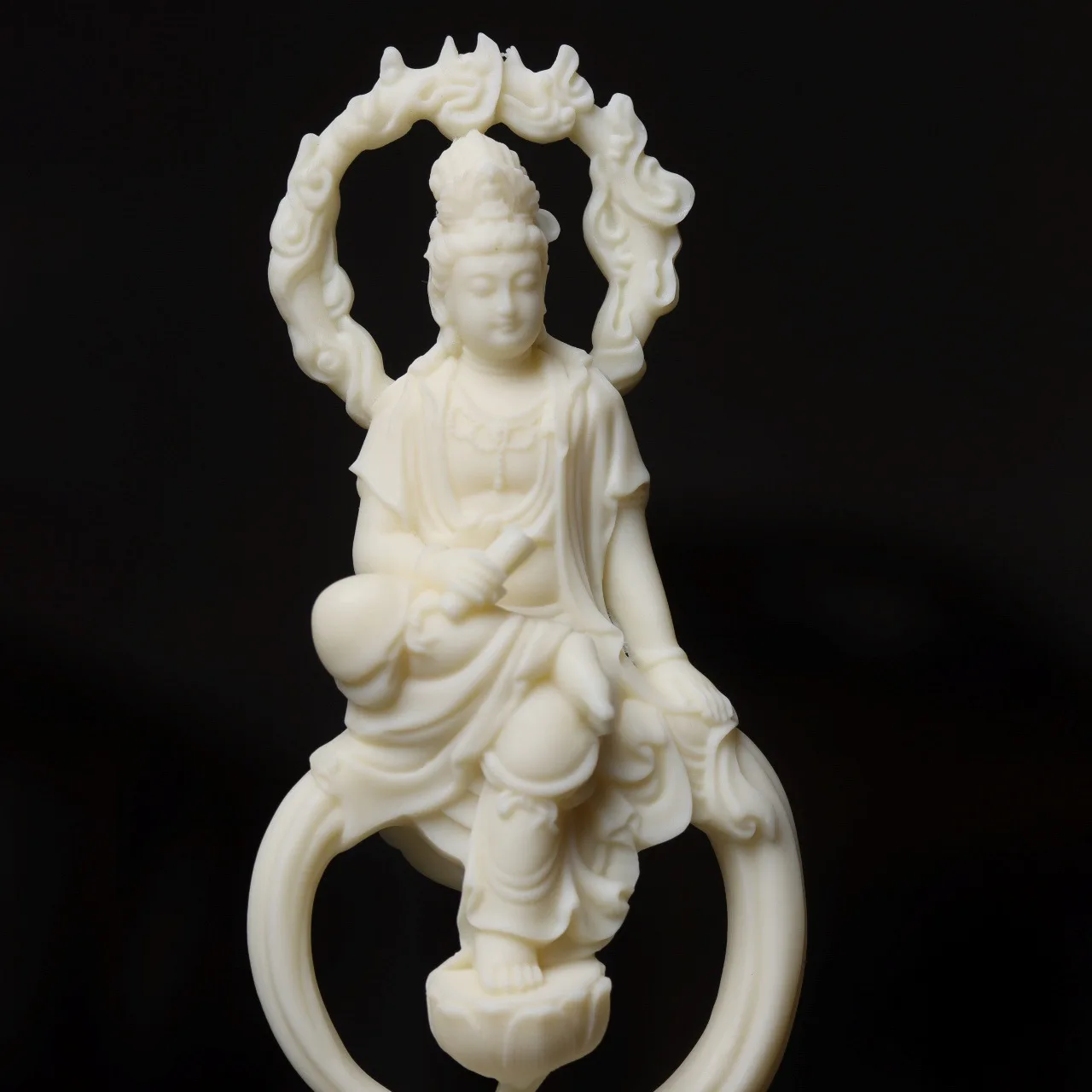 Ivory Nut Carved Free Guanyin Buddha Statue Creative Home Living Room Teahouse Study Room Craft Decor Ornament