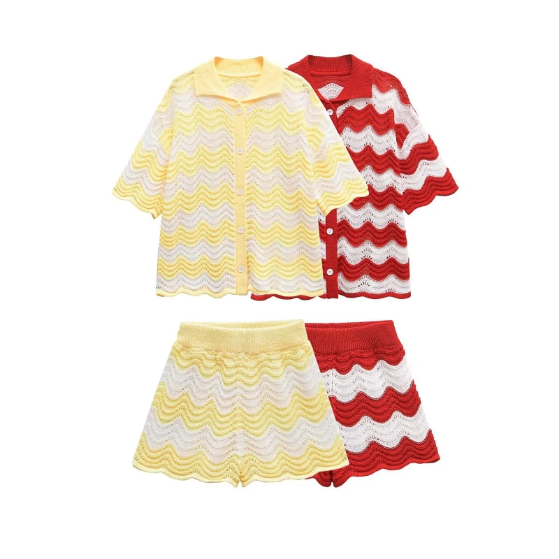 

2026 Summer New Two tone Wave Pattern Hollow Collar Knitted Short Sleeve Top and Shorts Set
