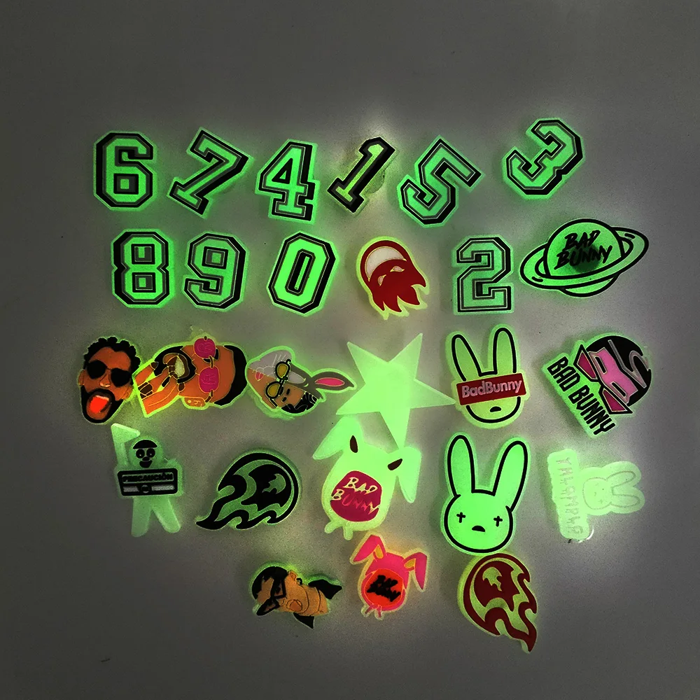 1pcs Numbers Luminous rabbit Shoe Charms Arabic Numerals Pins PVC Glow In the Dark Hash Shoe Decoration Accessories