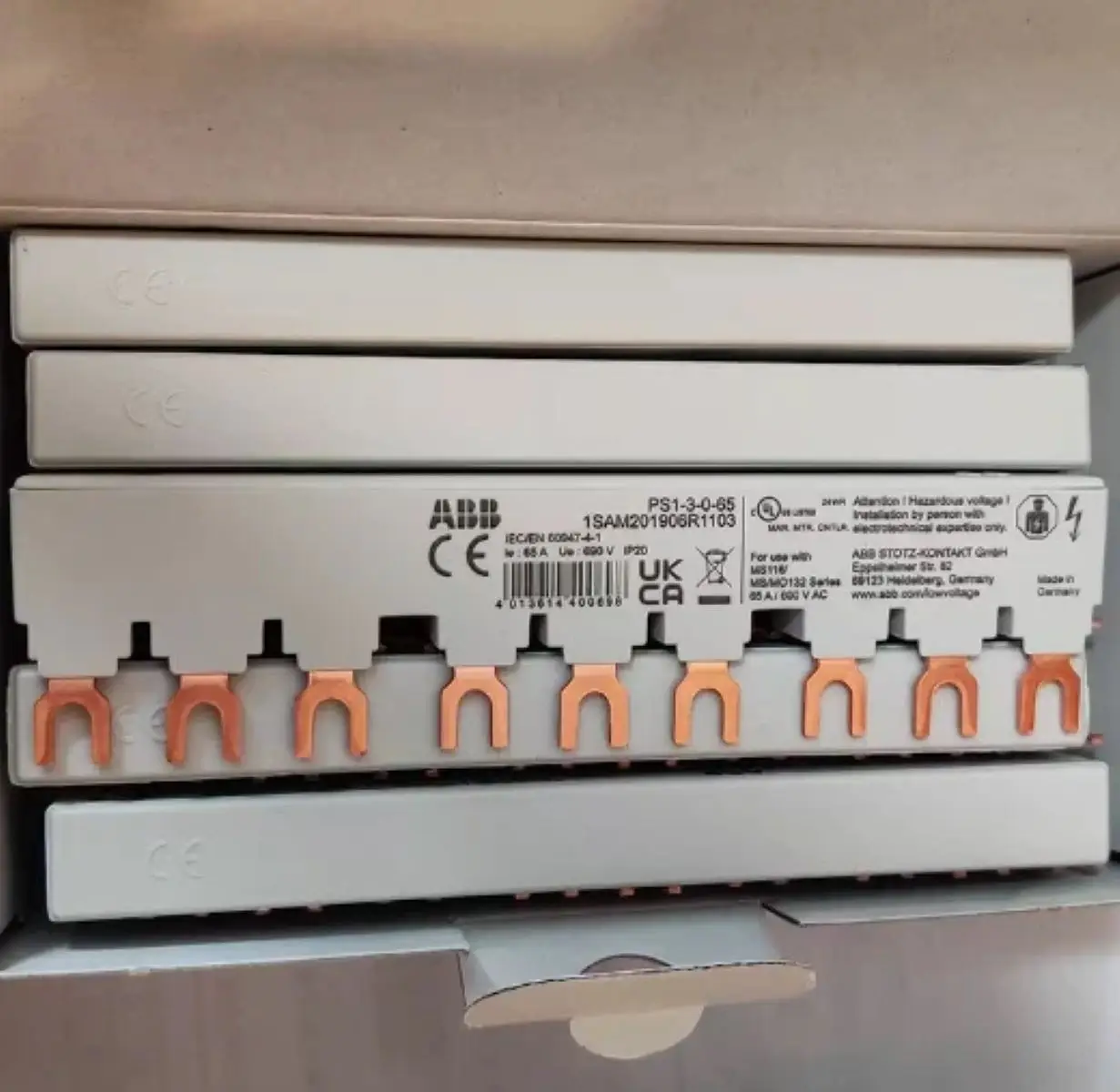 

10 pcs PS1-3-0-65 10108479 1SAM201906R1103 3-phase busbar for 3 MS116 / MS132, Ie=65A