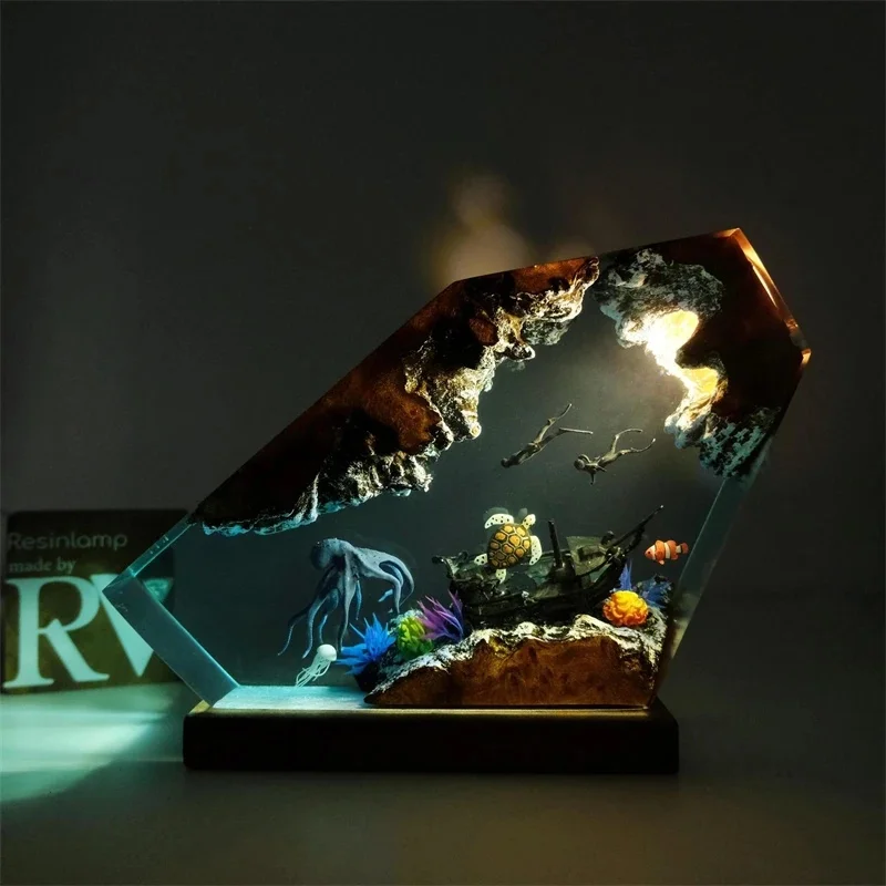 Resin Gift Lamp 3D Model Giant Octopus Diver Creative Night Light Figurine For Home Display Table Decor Cozy Party Centerpiece view 4