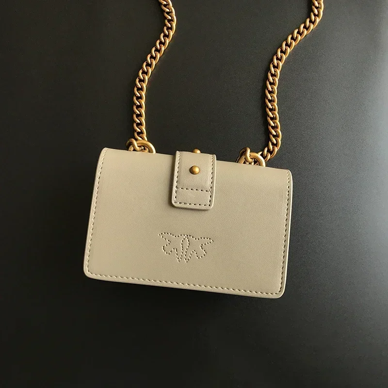 2026 Neue Damen-Umhängetasche in Beige mit V-Steppung, PU-Leder, Goldener Schwalbenverschluss, Ketten-Mini-Schultertasche für den Alltag, Dating, Hochzeit, Bestseller – Detail 31
