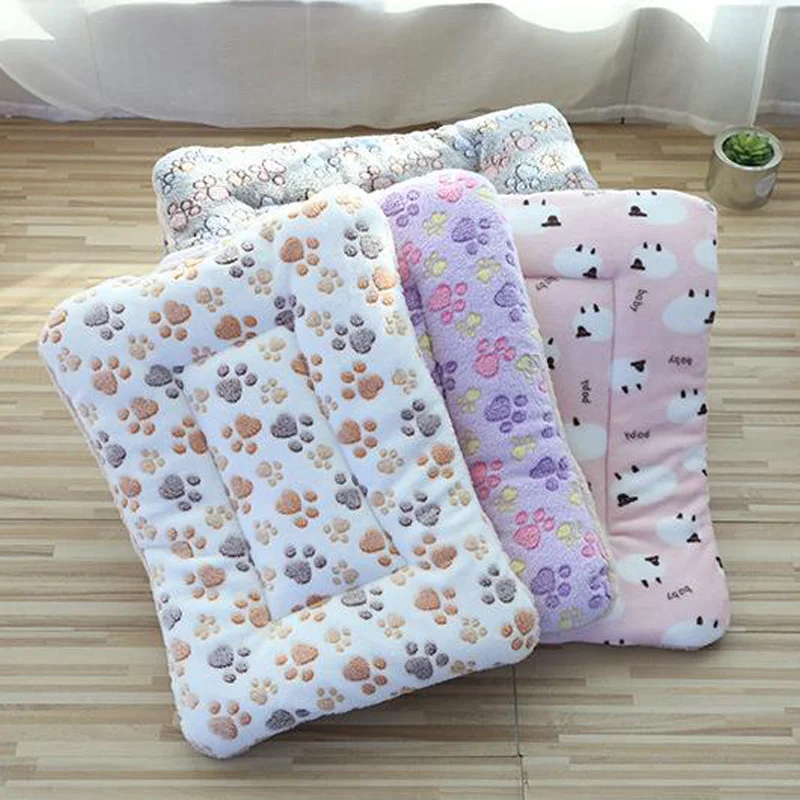 Soft Plush Cat Bed Mat Warm Sleeping Pad Blanket for Cats Dogs Bed Cozy Pet Cushion Kitten Puppy Comfortable Pet Accessories