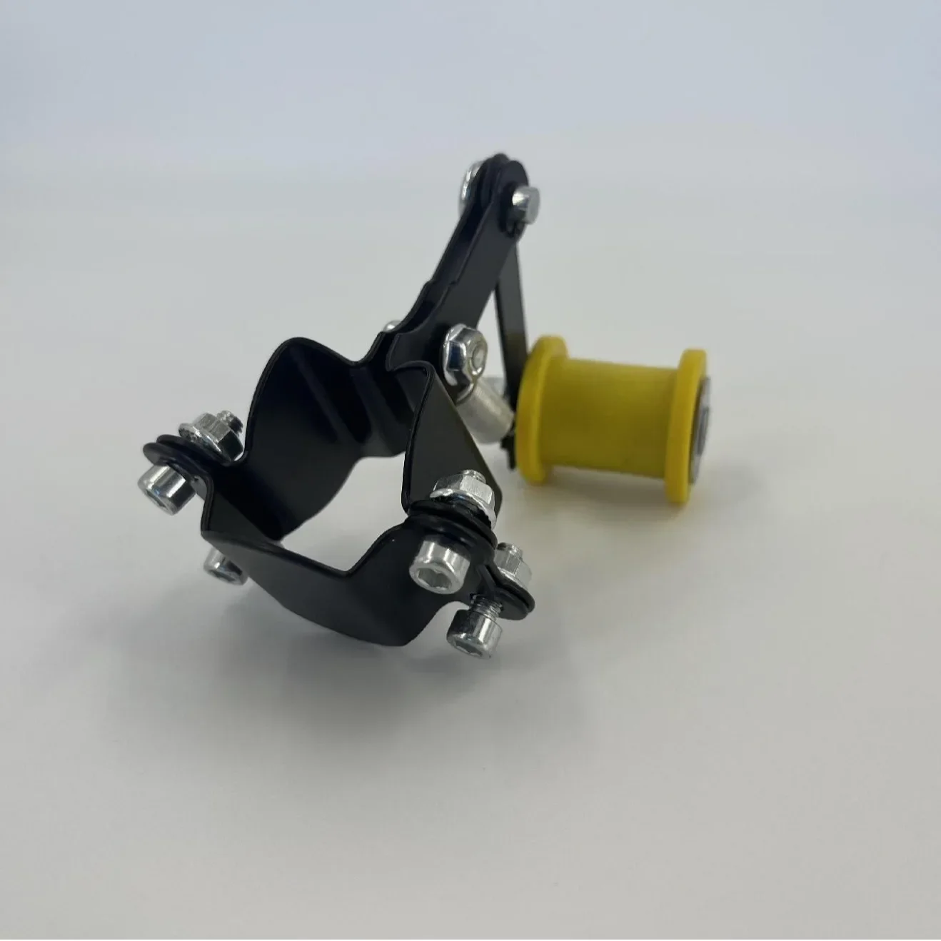 

1-Универсальный регулятор цепи для модификации мотоциклов