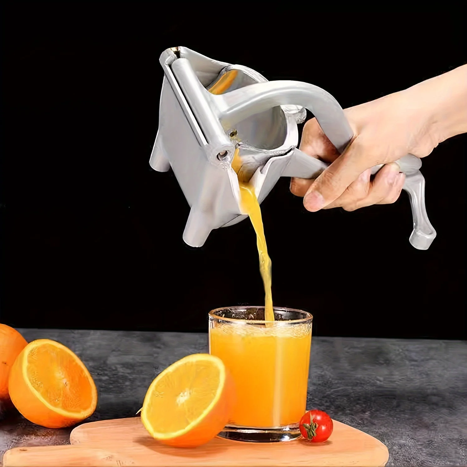 Upgrade Your Kitchen with this Multifunctional Citrus Juicer - Manual Fruit Squeezer for Orange, Pomegranate, Lemon Juicing!