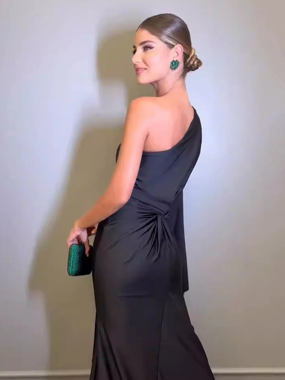 Modphy Burnt Black Evening Dresses One Shoulder Long Sleeved Party Dress Floor Lenght Satin Prom Gown Side Split Vestidos