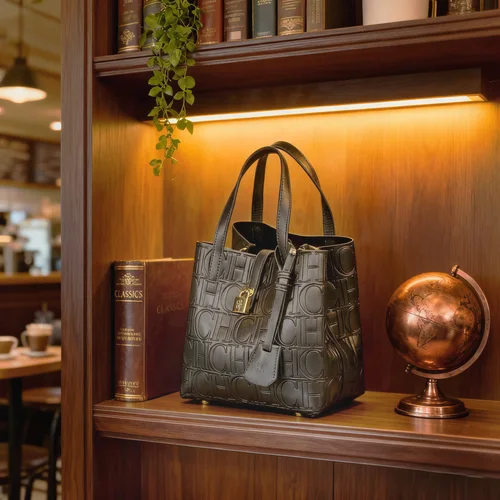 Imagen 2 del producto Bolso cruzado con relieve para mujer, diseño de estampado de letras, bolso de mano para mujer, bolso de mano de gran capacidad, temperamento elegante para mujer