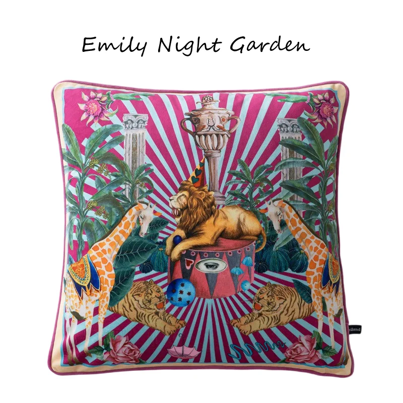 Luxury Velvet Throw Pillow Cover Retro Circus Lion Giraffe Tiger Square Cushion Cover Baroque Tropical Floral Decorative Pillow