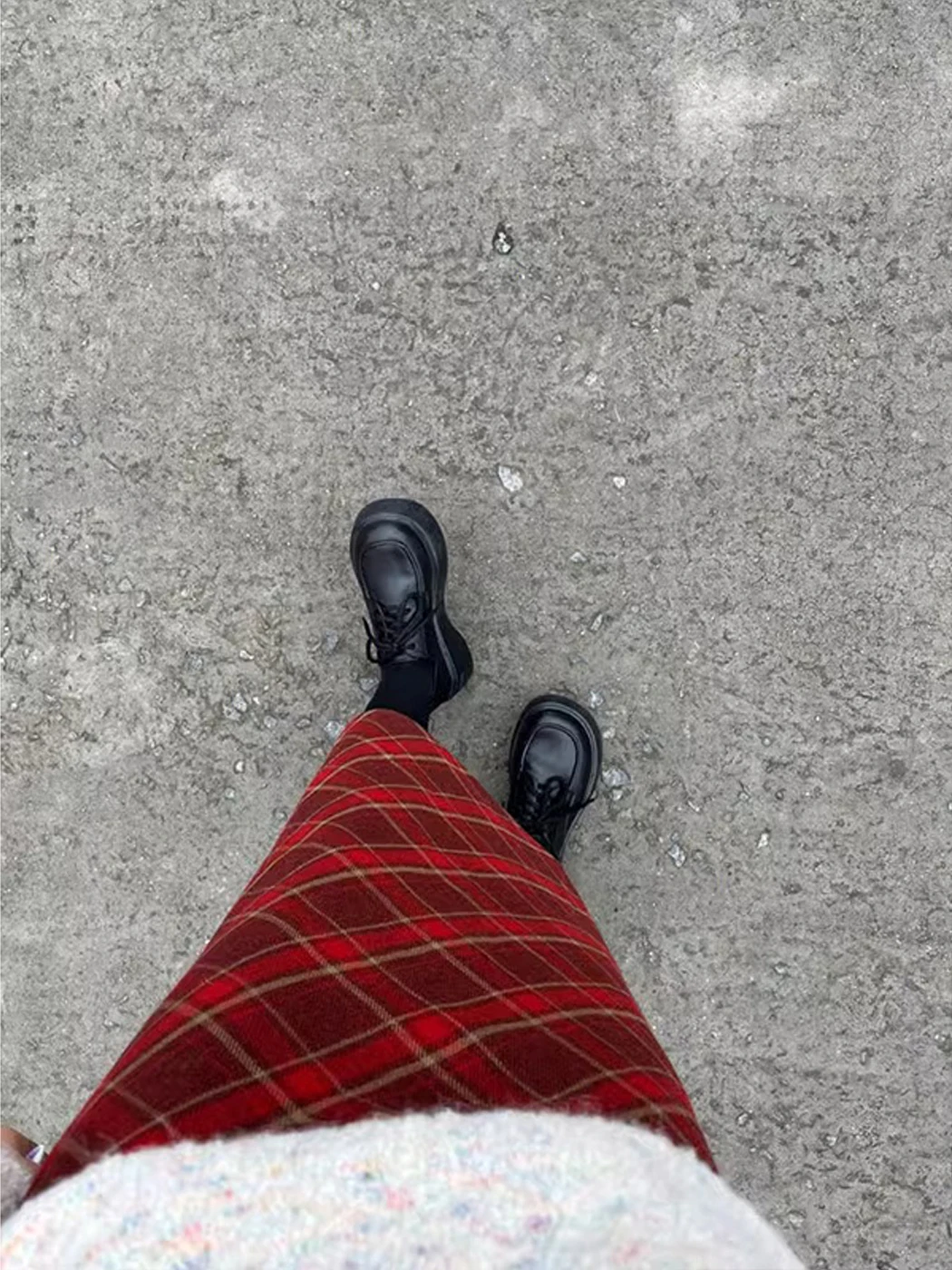 レッドチェック柄ウールスカート女性のハイウエスト痩身デザインAラインスカートレトロSle f-lengthスカート女性用