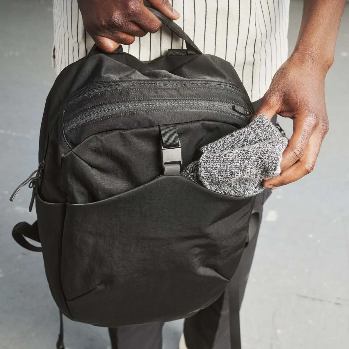 

20L Lightweight and Portable Crinkled Nylon Backpack; High-quality Unisex Travel Backpack; Stylish Business Travel Bag