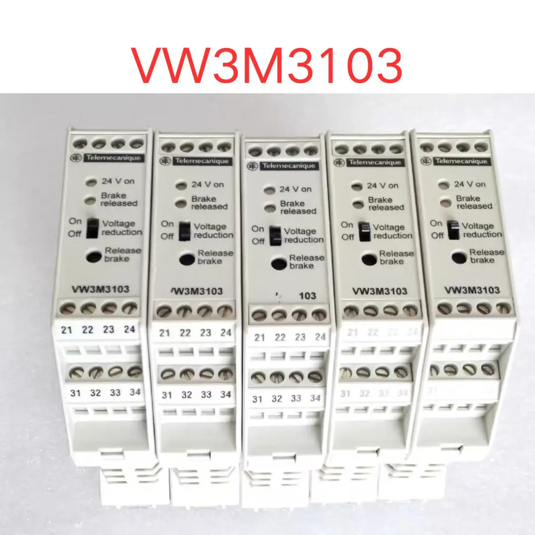 used  VW3M3103 servo brake reporting controller test OK Fast shipping