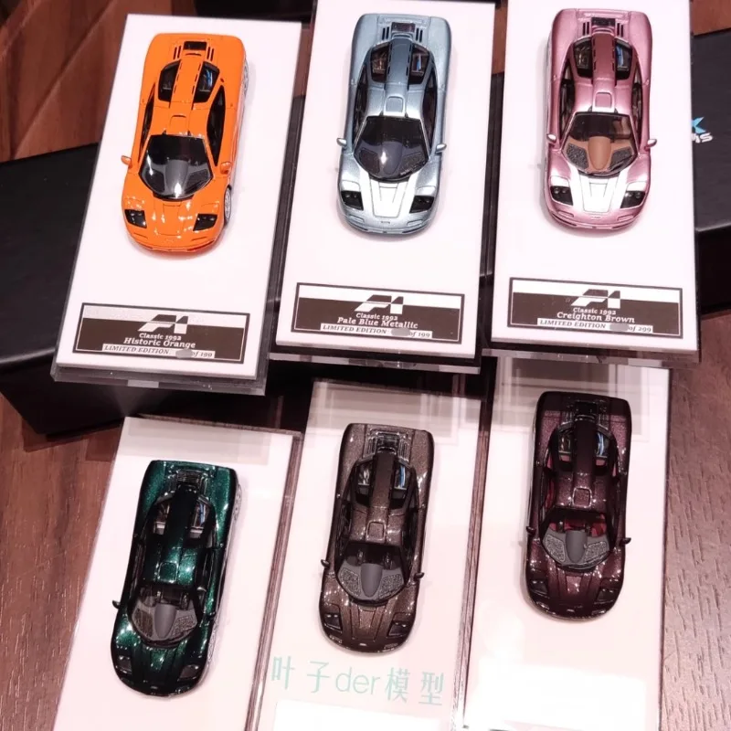 نموذج سيارة ماكلارين F1 للسيارة الخارقة 1/64 مصنوع من الراتنج الثابت متوفر في المخزون، لعبة للأولاد، ديكور قابل للجمع للبالغين.