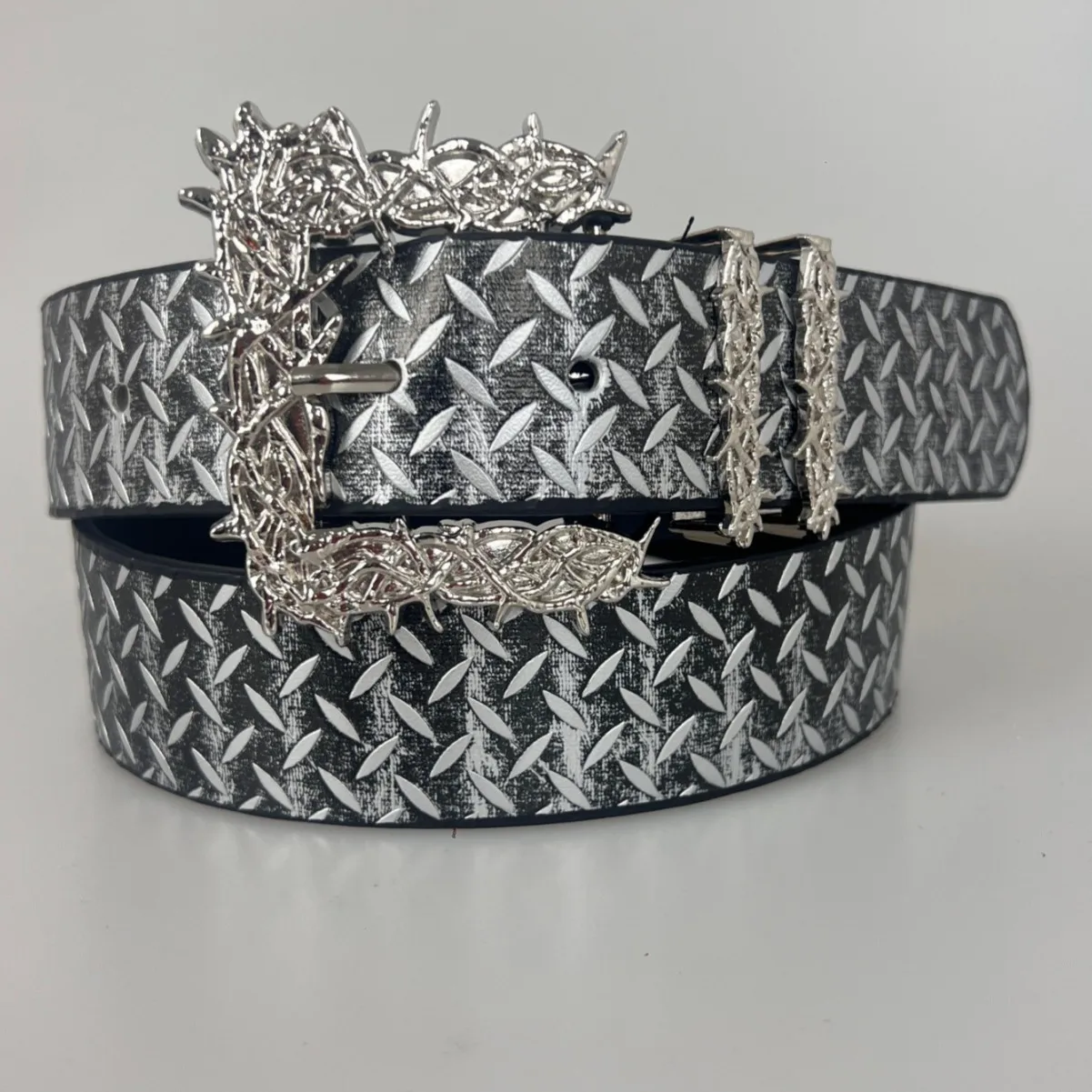 Original Buckle Tire Pattern Embossed Irregular Unique Niche High-Quality Street Party Belt
