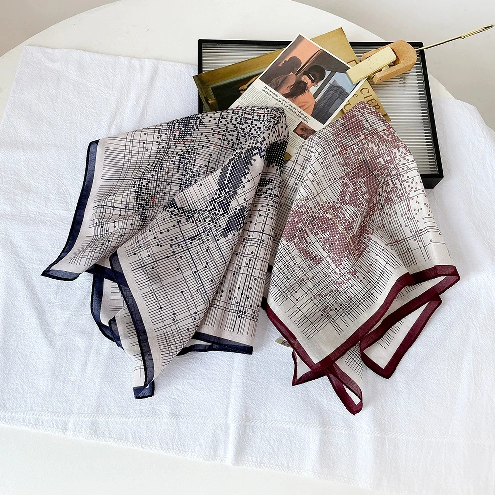 أوشحة مربعة جديدة من القطن والحرير بمزاج فني مع طباعة ربط منقط، ندبة زخرفية احترافية متعددة الاستخدامات