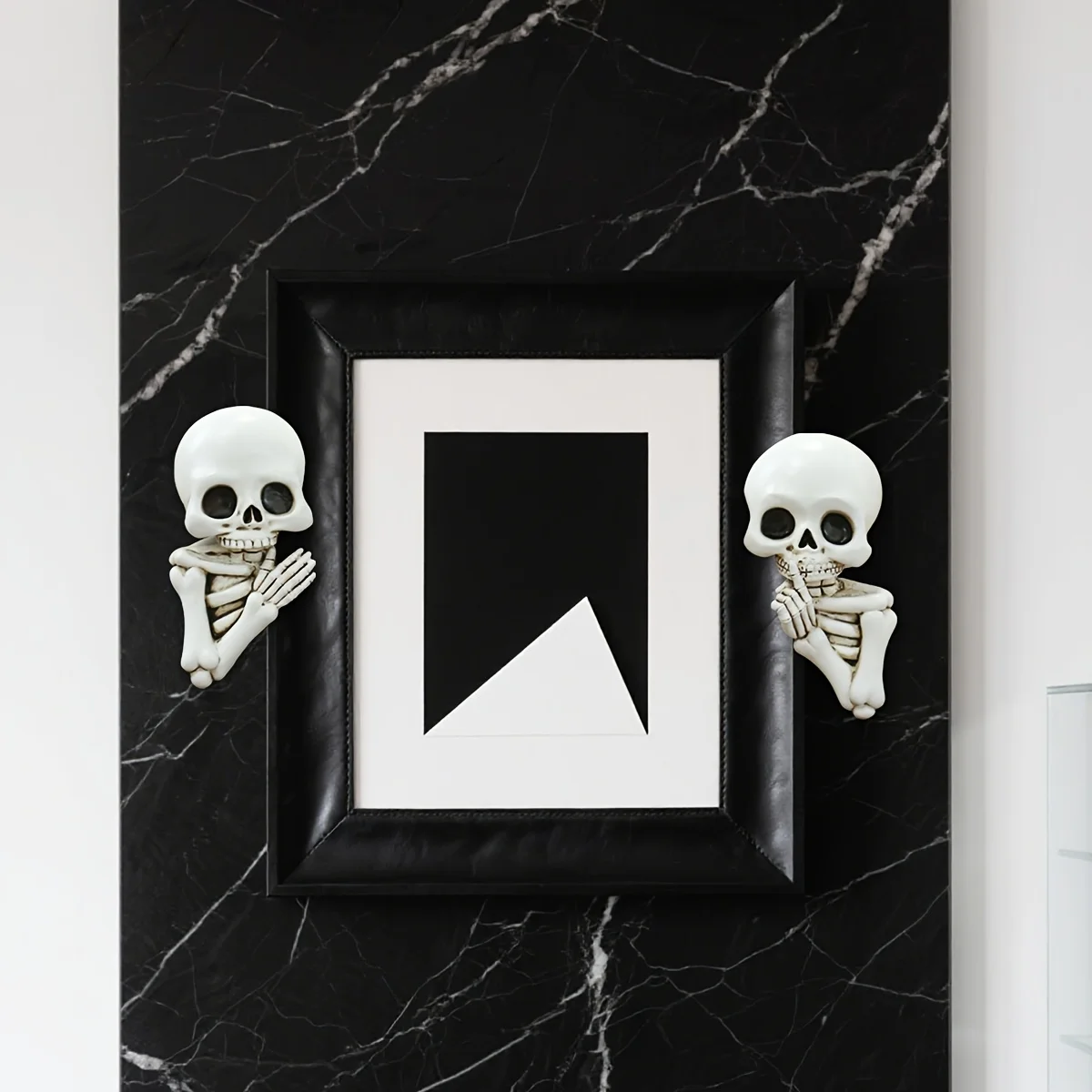 2pcs Resin Shush Skull Decorations Gothic Halloween Home Decor Hand Painted Craft with Face Stickers for Frame Socket Computer Multi Scene Decoration view 5