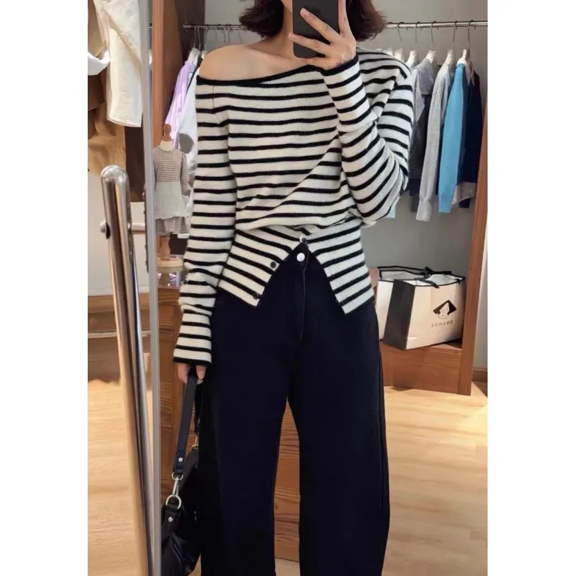Women's Stripe Knitted Sweater One-oulder Slit Design Casual Loose Fit Long Sve Warm Autumn Winter Faion Top