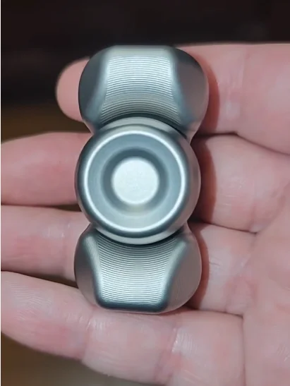 

YH Hammer God Gyro Titanium Alloy Sandblasting CD Pattern EDC Decompression Toy