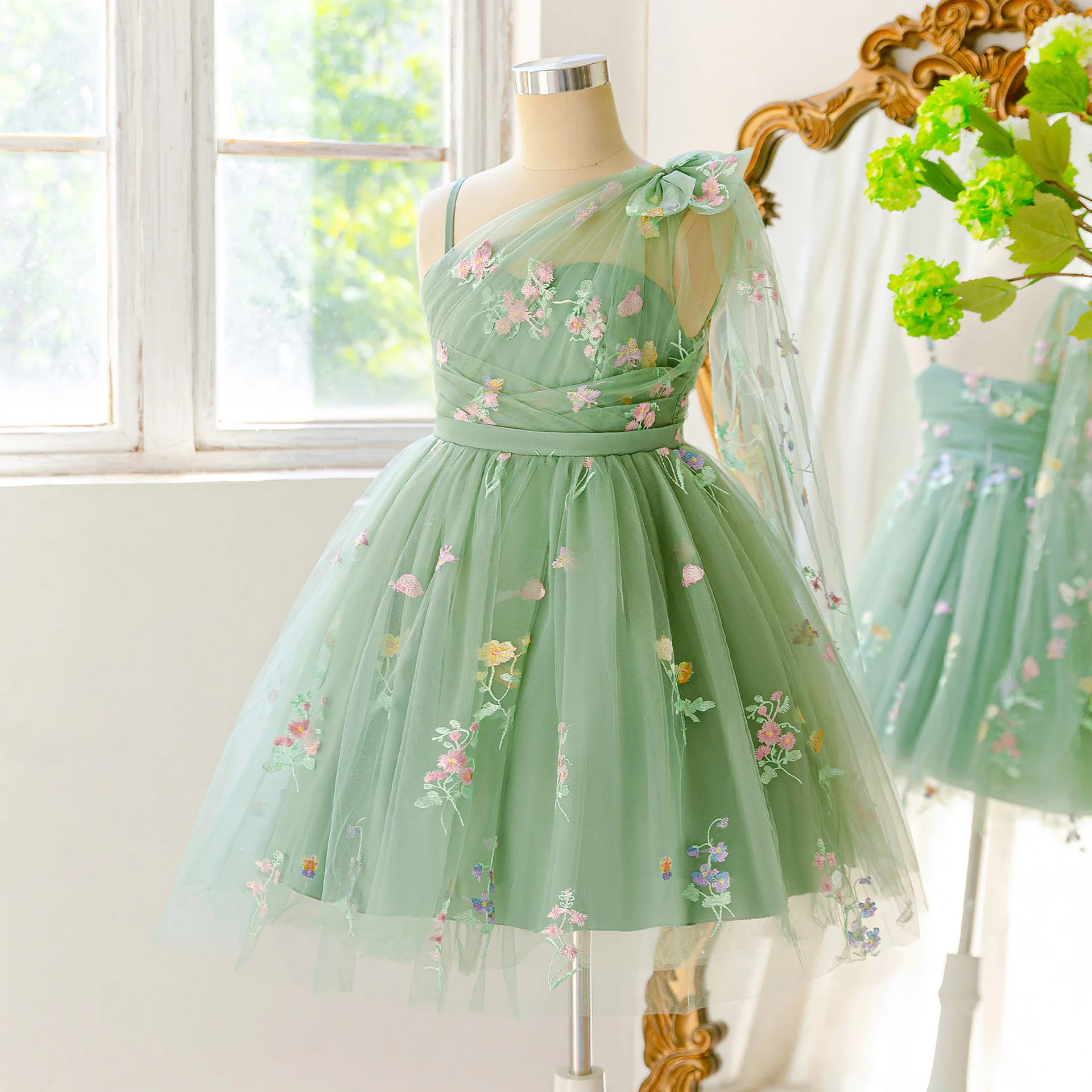 7-12y Green Flower Girl Dress A Line Short One Shoulder Cap Sleeve Tulle Floral Embroidery Bow Wedding Kids Princess Gown