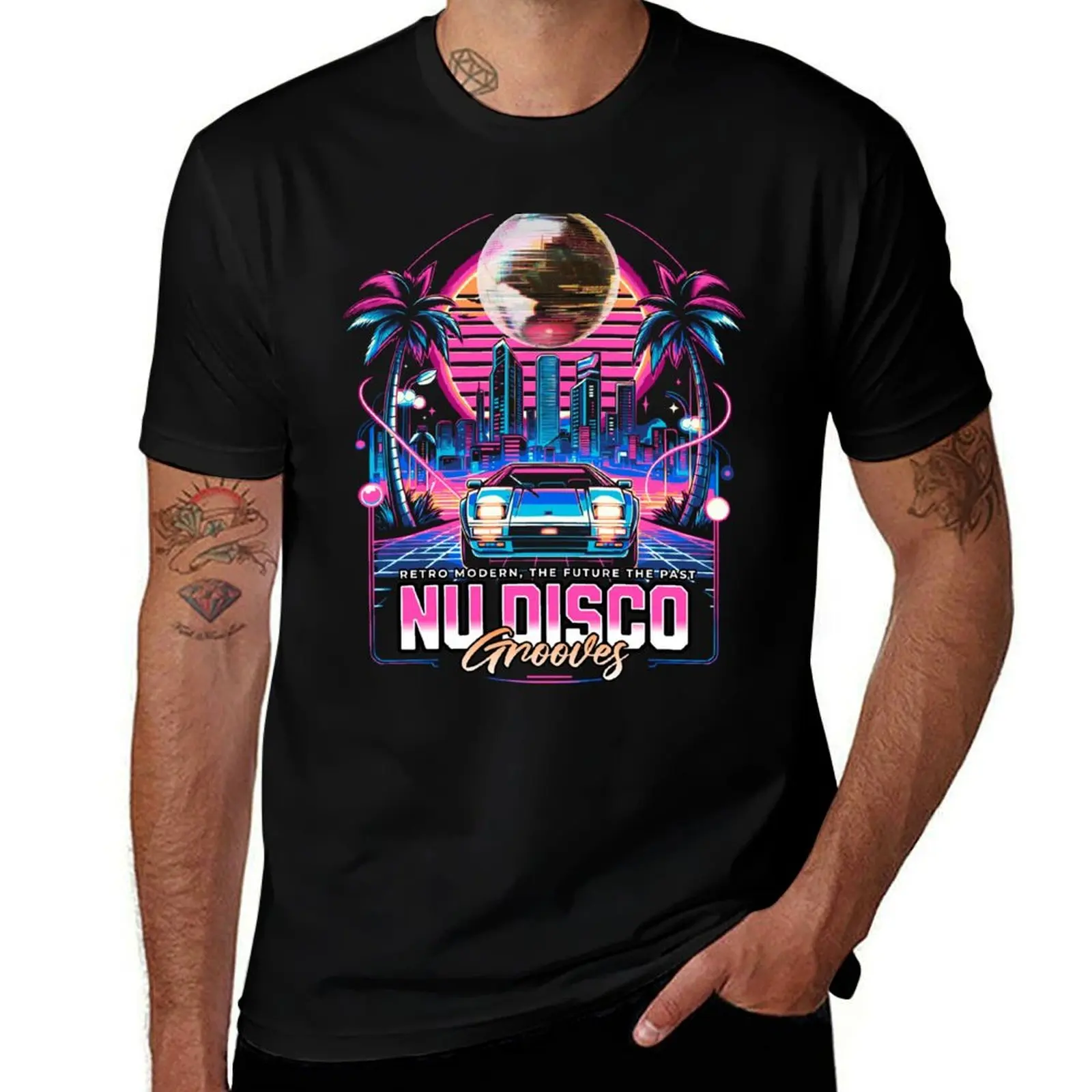 

NU DISCO - Neon Grooves (Pink) T-Shirt Soft Lightweight Cotton T-Shirt