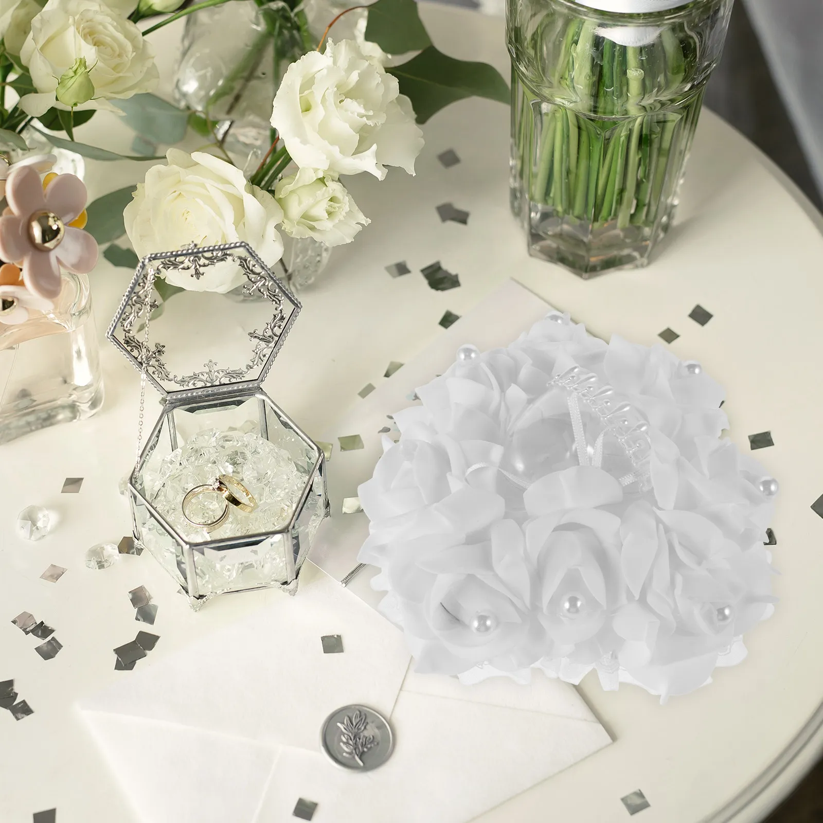 

Heart Shaped Musical Ring Cushion Small Size Easy Carry for Engagement Wedding Party Romantic Ring Holder Decorated Bridal