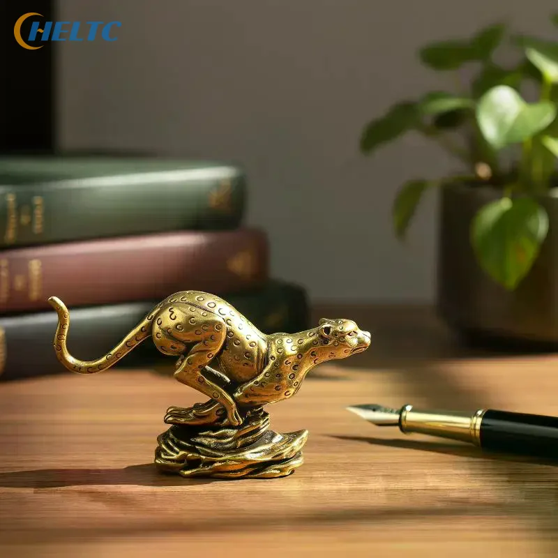 Cheetah Statue Desktop Decor FigurineOrnaments Solid Metal Animal Leopard Figurines Miniatures Home Decorations Crafts ChildGift