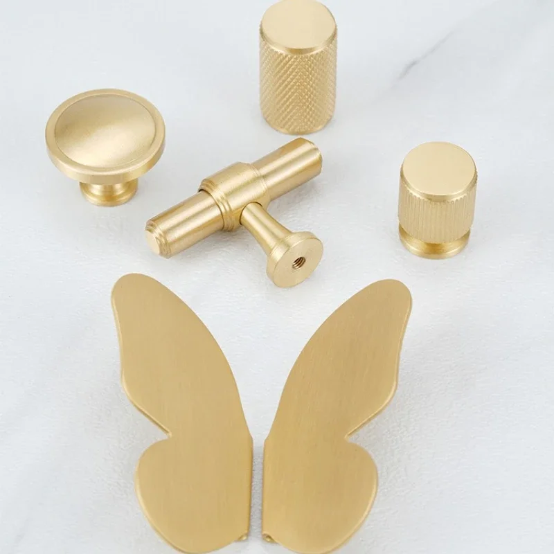 Gałki do szafek w stylu francuskim, luksusowe, z litego mosiądzu, uchwyty do szaf, szuflad i drzwi, w kształcie litery T.