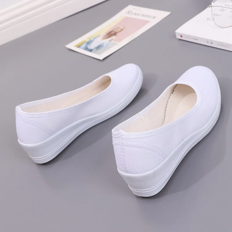 Fashionable White Nurse Shoes Beauty Salon Work Comfortable Cloth Sneakers All-white Canvas Wedge-heeled Non-slip Single Shoes