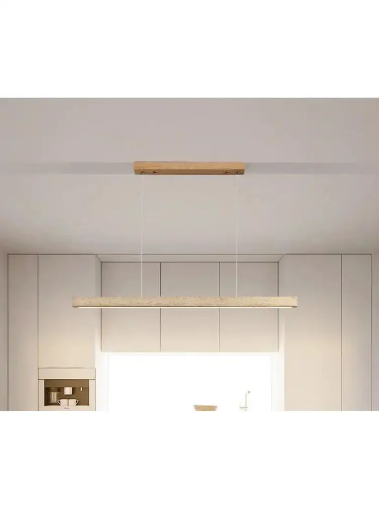 Nowoczesna liniowa lampa wisząca LED z naturalnego kamienia wapiennego z osłoną lampy sufitowej o wyglądzie drewna do jadalni i dekoracji oświetlenia domowego. — 2
