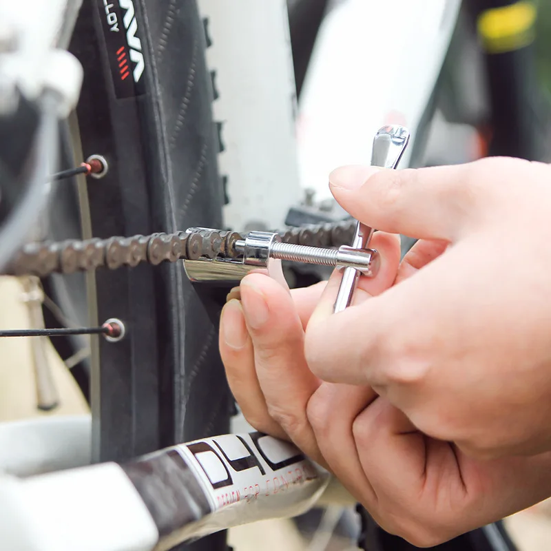 Kit di attrezzi per la riparazione del meccanico della bicicletta della bicicletta multifunzione 16 in 1 con 2 leva per pneumatici, strumento combinato per la riparazione della bicicletta