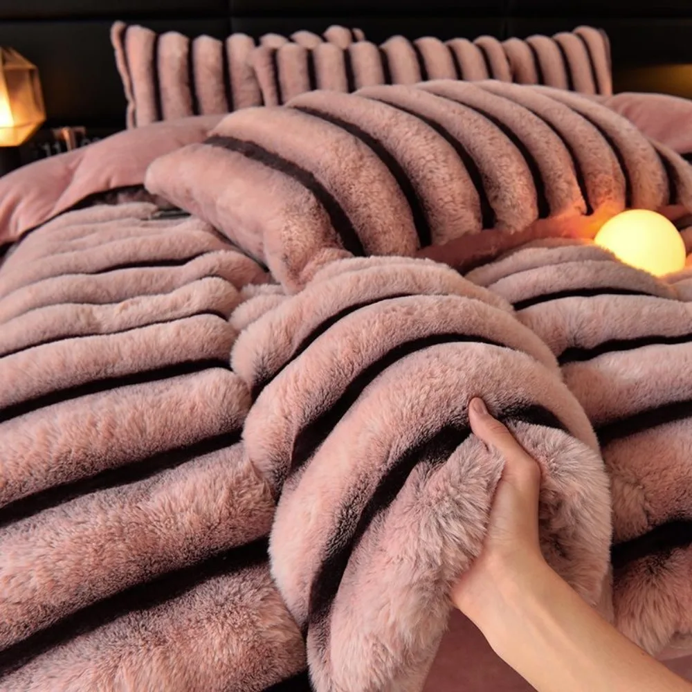 Winter Thickened Rabbit Plush Four-piece Set Double-sided Fleece Coral Flannel Warm Quilt Cover Sheet Pillowcase Bedding Set