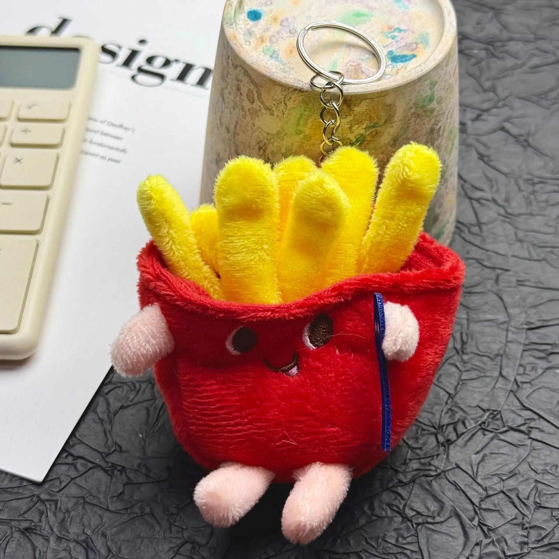 لطيف ومبتكر البطاطس المقلية همبرغر تمثال شنقا على ظهره زوجين أفخم شنقا الديكور سيارة المفاتيح #6