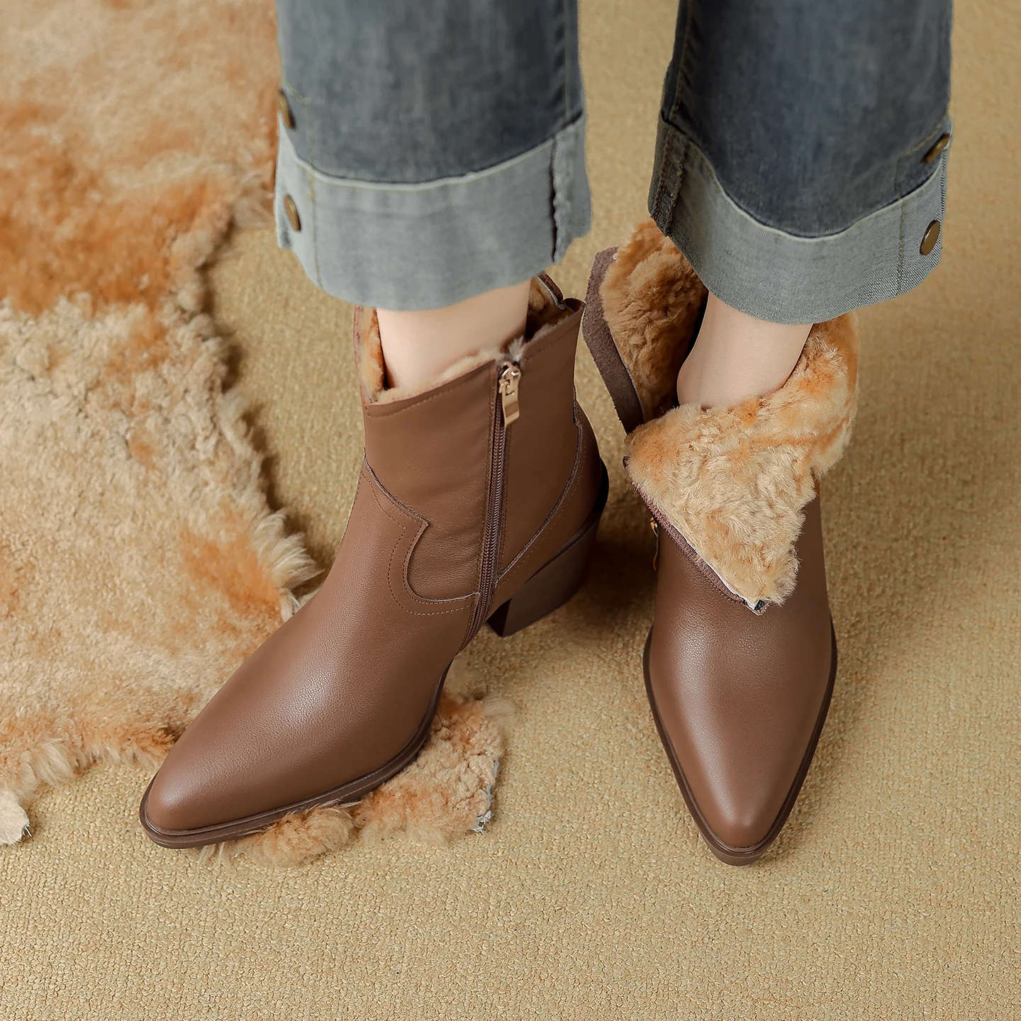 

2026 News Winter Fashion Real Wool Warm Women Ankle Boots Zipper Shoes Cow Leather Mid Heels Square Toe Short Snow Boots 34-40